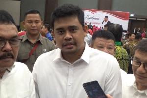 Berani! Diduga Sering Pungli, Menantu Jokowi Pecat Kepala Lingkungan di Medan