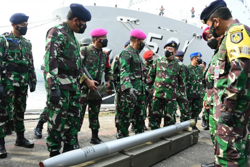 TNI AL Tunda Latihan Armada Jaya, Fokus Bantu Pemerintah Perangi Covid-19