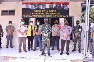 Panglima TNI: Nakes Adalah Kesatria Negara Lindungi Masyarakat dari Ancaman Covid-19