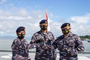 Selamat! Letkol Laut Cokorda GPP Jabat Komandan KRI Tarakan-905