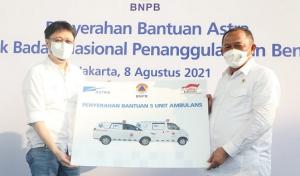 BNPB Terima Bantuan 5 Unit Ambulans dari Grup Astra
