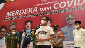 Stafsus Presiden Aminuddin Maruf dan TNI-Polri Gelar Vaksinasi di Universitas Muhamaddiyah Tangerang
