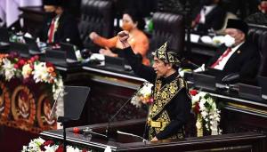 Dukung Industri Farmasi Dalam Negeri, Jokowi: Tidak Boleh Mempermainkan Misi Kemanusiaan Covid-19 