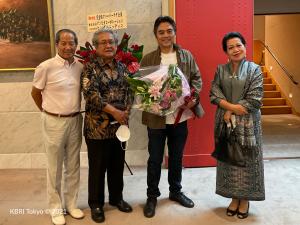 Dubes Heri Apresiasi Penampilan 3 Pemain Teater Indonesia dalam Pementasan Mahabharata di Tokyo