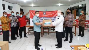 Cegah Penularan Covid-19, Benni Irwan Salurkan Masker ke FKUB Provinsi Papua