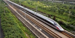 Faisal Basri: Kereta Cepat Jakarta-Bandung Proyek Transportasi atau Proyek Properti?