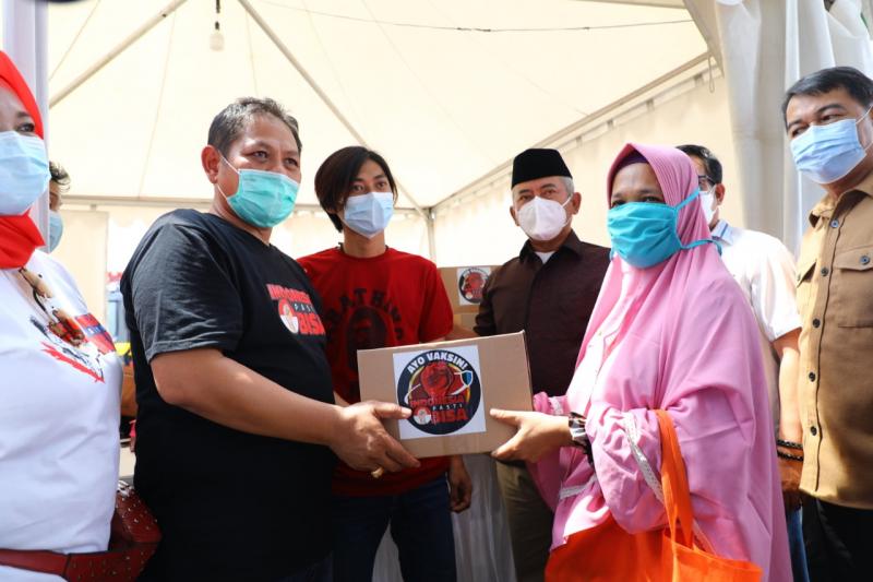 Kejar Tagert Herd Immunity, Gerakan IPB Buka Sentra Vaksinasi Bersama Arif Rahman di Bekasi