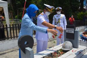 Kasal Pimpin Ziarah Serentak di Lima TMP Jelang HUT TNI Ke-76