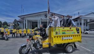 DLH Kota Bogor Hibahkan Satu Kelurahan Satu Motor Sampah