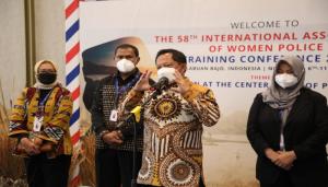 Mendagri Apresiasi Penyelenggaraan Konferensi Polwan Sedunia di Labuan Bajo