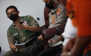 Kepala BNPB Pimpin Rapat Koordinasi Penanganan Bencana Semeru 