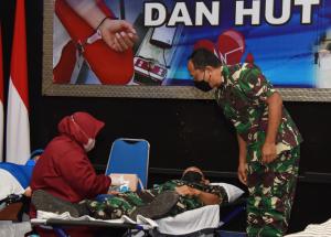 Atasi Kekurangan Stok Darah, Kodiklat TNI AL Gelar Donor Darah