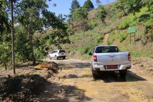 Kemendagri Fasilitasi Penyelesaian Persoalan Infrastruktur Jalan Produksi di Kabupaten Karo