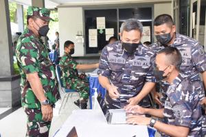 Kodiklat TNI AL Laksanakan Vaksinasi Boster