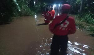 Sebanyak 908 Warga Cirebon di Tiga Desa Masih Tergenang Banjir