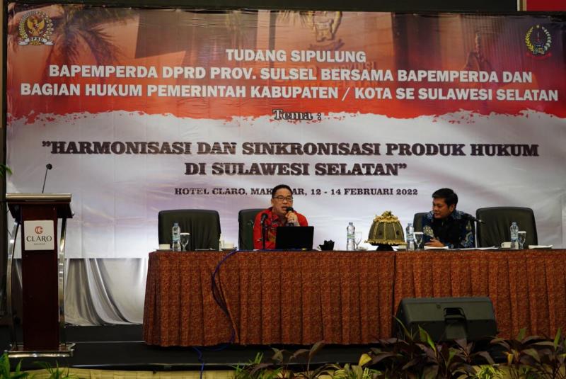 Rapat Harmonisasi dan Sinkronisasi Pembentukan Perda se-Sulsel, Kemendagri Beri Arahan