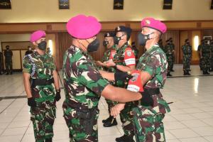 Dankodiklatal Lepas Personel Satgas Satdik Tanjung Uban, Makassar dan Sorong