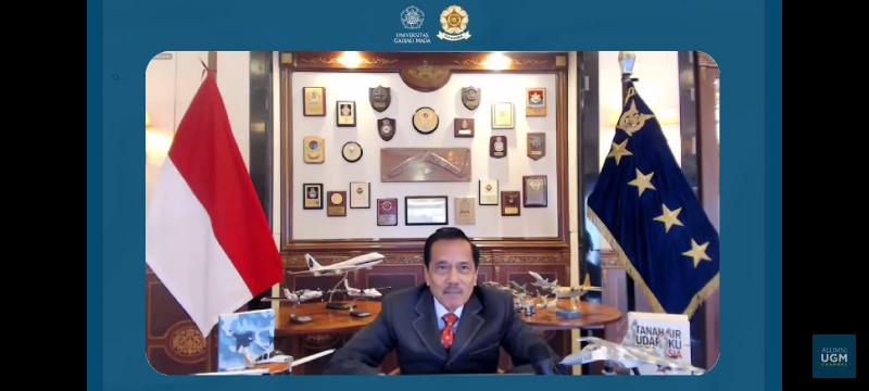 Pembekalan Calon Wisudawan UGM Tahun 2022