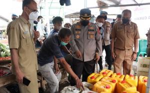 Kapolres Bogor Bersama Disperindag Sidak Minyak Goreng di Sejumlah Pasar