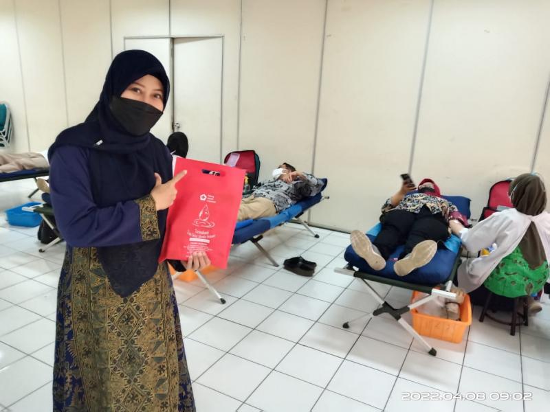 Donor Darah di Lingkungan Politeknik STIA LAN Jakarta: Setetes Darah Selamatkan Jiwa