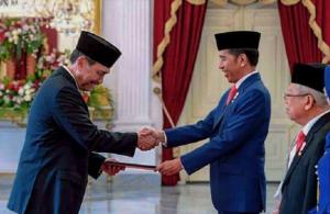 Lagi! Jokowi Tunjuk Lord Luhut Jadi Ketua Dewan SDA Nasional
