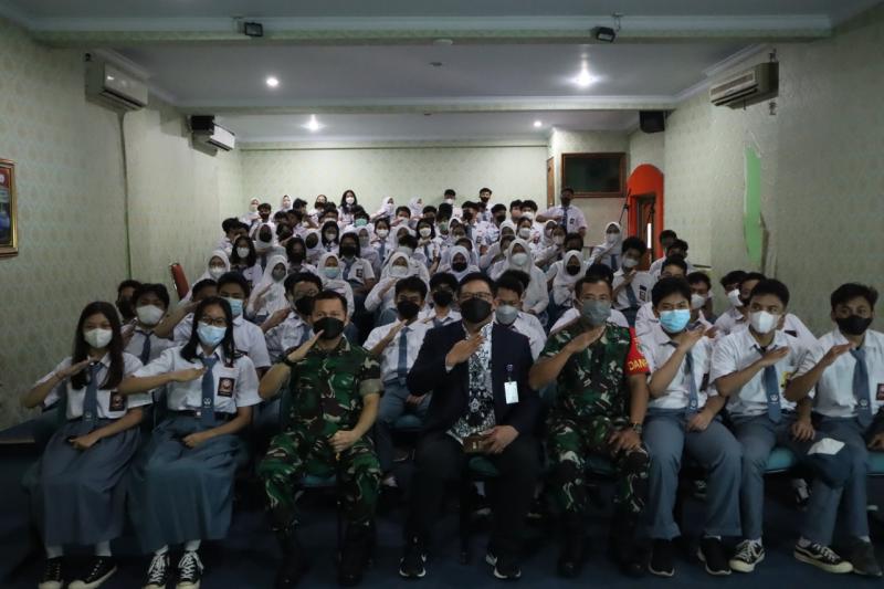 Bangun Jati Diri dan Bentuk Karekter, Dandim 0504/JS Sosialisasi Wasbang di SMA 6 Jakarta