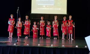 Perayaan Hari Bumi Sedunia, Warga Indonesia di Swedia Hadirkan Kebudayaan Dayak