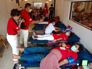 Kawan Ceria (KC) Bersama Palang Merah Indonesia (PMI) Gelar Donor Darah