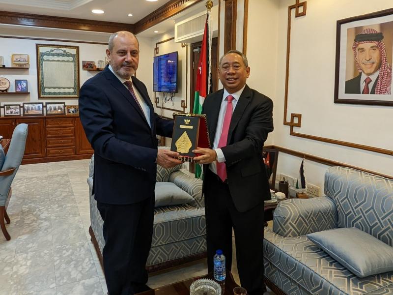 Kunjungan Kehormatan Duta Besar RI Amman kepada Menteri Industri, Perdagangan, dan Suplai Yordania