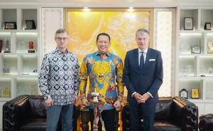 Ketua MPR Sambut Baik Keinginan Pimpinan Parlemen Ukraina Bertemu di Indonesia