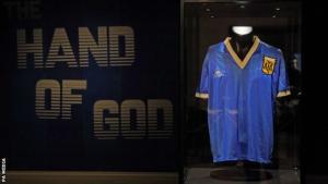 Kaos `Tangan Tuhan` Milik Maradona Ikut Ramaikan Piala Dunia Qatar 2022, Harganya Rp 135 Miliar! 
