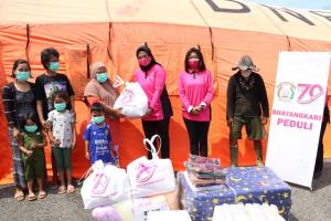 Ketua Umum Bhayangkari Salurkan Bantuan ke Korban Bencana di Bogor