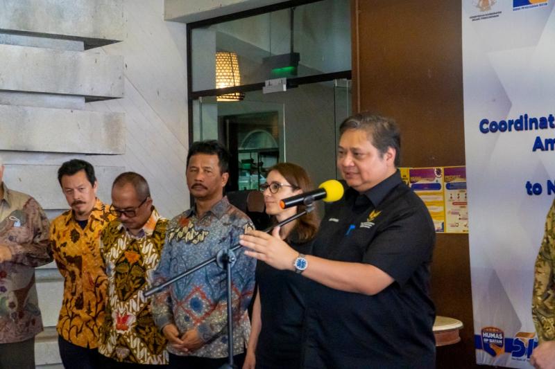 Menko Airlangga Ajak Dubes Amerika Serikat dan Dubes Kanada ke Batam