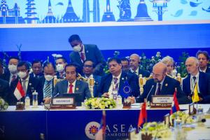 Presiden Joko Widodo Serukan Arsitektur Kawasan yang Inklusif bagi Fondasi Kuat