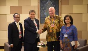 Berkomitmen Tingkatkan Investasi di Indonesia, Unilever Berikan Dukungan bagi Kampanye Positif Minyak Sawit Indonesia