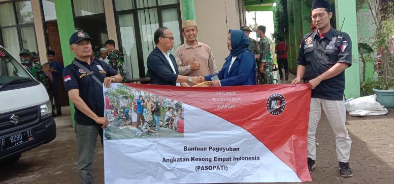 Pasopati Berikan Bantuan Kepada Warga Terdampak Gempa Cianjur