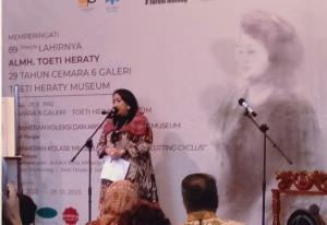 Inda C. Noehardy Bicara Perjuangan Tokoh Feminis Toeti Heraty di HUT ke-29 Cemara 6 Galeri Museum