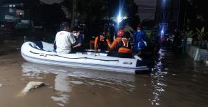 Sebanyak 62 Orang Mengungsi Akibat Banjir Tangerang Selatan