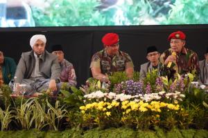Tausiyah Habib Luthfi bin Yahya di Makopassus Merajut Kebhinekaan Untuk Membangun Bangsa dalam Bingkai NKRI
