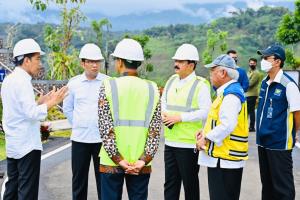 Menteri ATR/BPN RI Hadi Tjahjanto Dampingi Presiden Joko Widodo Resmikan Bendungan Ciawi dan Bendungan Sukamahi
