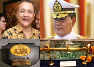 Pemred Asri Hadi Mengaku Bangga Menerima Plakat dan Miniatur Pedang dari Panglima TNI Yudo Margono