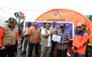 BNPB Serahkan Bantuan 1 Miliar untuk Gempabumi M 5.4 di Jayapura