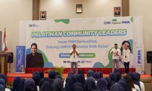 Ratusan AO PNM Wilayah Madiun Hadiri PKU Dukung UMKM Indonesia Naik Kelas