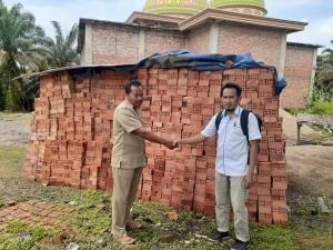 Sumbang Batu Bata Merah, PTPN VI Bantu Pembangunan Masjid di Tanjabbar