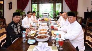 Silaturahmi dengan Presiden Jokowi di Solo, Prabowo: Tidak Ada Pembicaraan yang Terlalu Politis