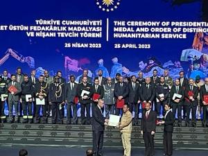 Presiden Turkiye Anugerahi Personel Indonesia Medali dan Penghargaan Pascagempa M7,8