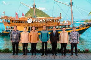Kemenlu: KTT ASEAN Sepakati Maksimalkan Perlindungan Pekerja Migran