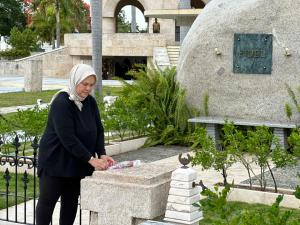 Berkunjung ke Santiago de Cuba, Dubes Nana Letakkan Karangan Bunga di Makam Fidel Castro dan Jose Marti