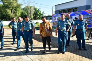 Pangkoarmada RI Dampingi Kasal Resmikan Sarana Prasarana Satdik TNI AL di Makassar