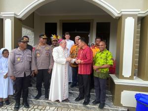 Mgr Piero Pioppo-Duta Besar Vatikan untuk Indonesia dan ASEAN: Masyarakat Antusias dan Ramah, Tuhan bersama Kalian